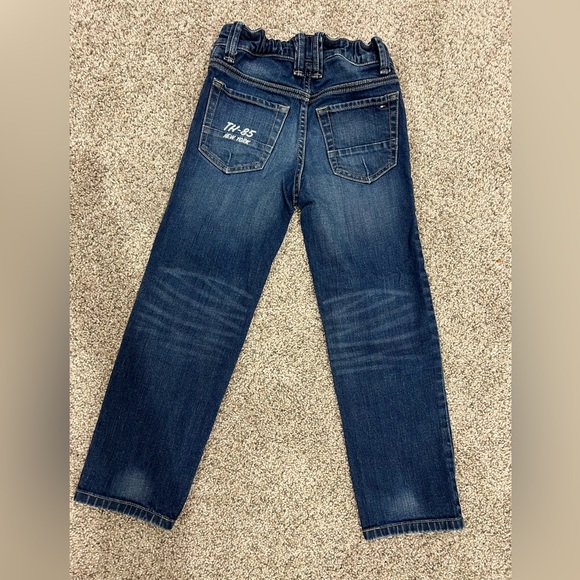 Tommy Hilfiger Boys Adaptive Jeans - Picture 2 of 3